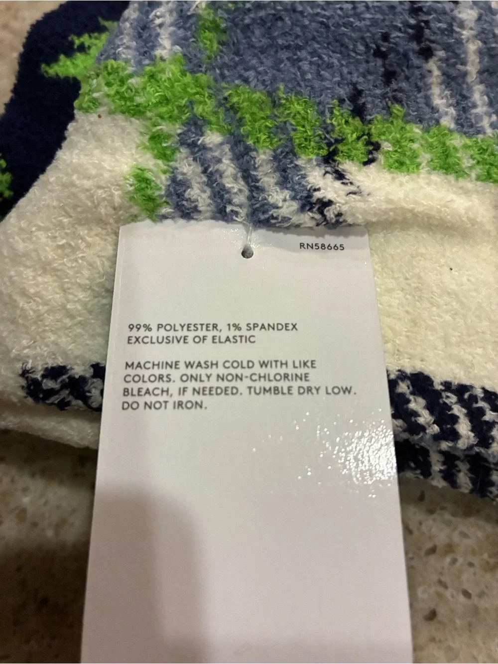 NWT Nordstrom Rack cozy cabin socks with festive holiday pattern(s)  One Size